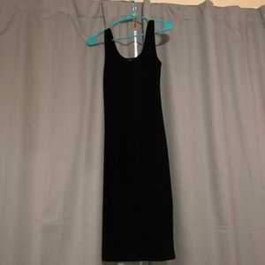 Black bodycon dress